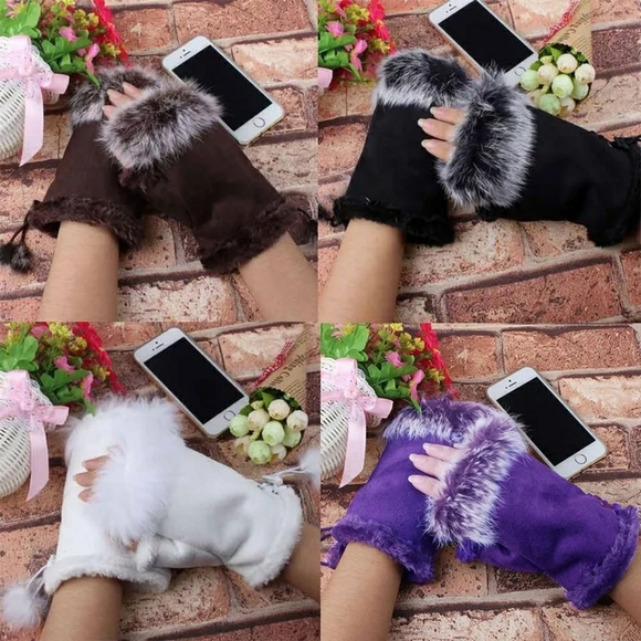 Coffee ☕ Faux Fur Fingerless Gloves - Picture 2 of 12